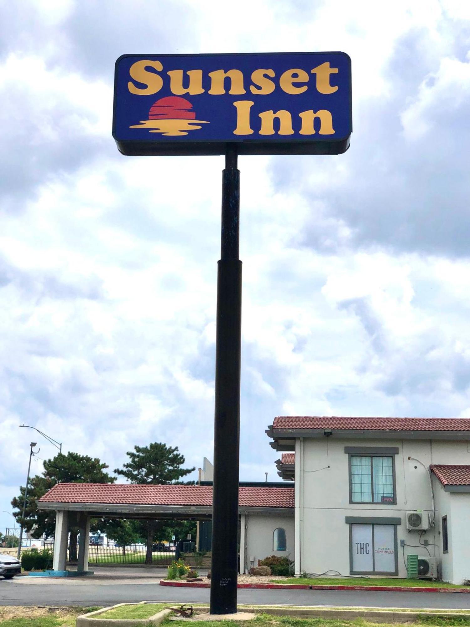 Sunset Inn Oklahoma City Exterior photo